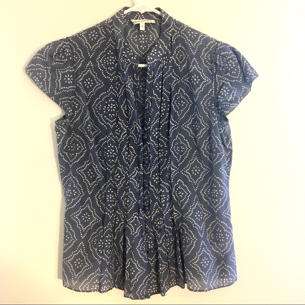 🔴CLEARANCE🔴 6 buttons Blouse